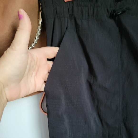 Athleta, Trekkie Nylon Drawstring Paper Bag Black Active Nylon Pants, 8 - Picture 4 of 10